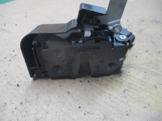 замок двери задней правой Ford Focus 1 поколение [рестайлинг] 2005, 1.6 л., бензин, МКПП, универсал