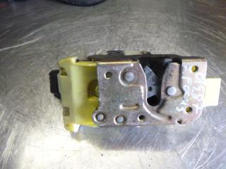 замок двери задней правой Ford Focus 1 поколение 1999, 1.8 л., бензин, МКПП, седан, XS41A26412BH