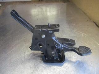 педаль тормоза Audi A3 8L [рестайлинг] 2002, 1.6 л., бензин, МКПП, хетчбэк 5 дв.