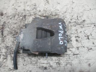 суппорт передний правый Volkswagen Polo 4 поколение 2004, 1.2 л., бензин, МКПП, хетчбэк 5 дв.