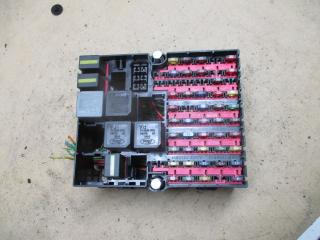 блок предохранителей Ford Fusion 1 поколение 2003, 1.6 л., бензин, МКПП, минивэн, 2N1T14401HH