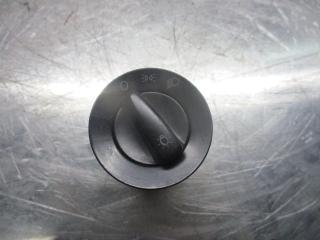 переключатель света Volkswagen Golf 3 поколение 1998, 1.6 л., бензин, МКПП, универсал, 1C0941531