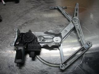 стеклоподъемник электрический передний правый Opel Zafira 1 поколение (A) 2000