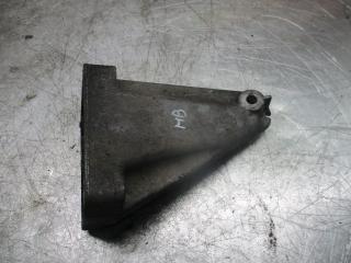 кронштейн двигателя Mercedes-Benz C-Класс W203/S203/CL203 2002, 2.2 л., дизель, A6112230804