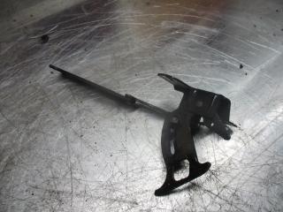 замок капота Audi A6 4A/C4 1996, 2.0 л., бензин, МКПП, седан