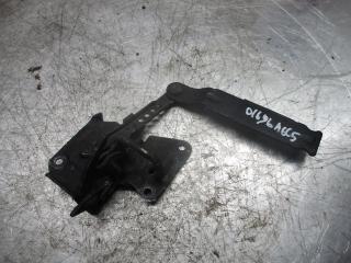 замок капота Audi A6 4B/C5 [рестайлинг] 2001, 2.4 л., бензин, МКПП, универсал