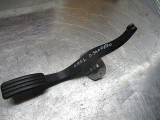 педаль Dacia Sandero 1 поколение 2009, 1.4 л., бензин, МКПП, хетчбэк 5 дв.