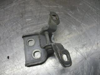 петля двери Dacia Sandero 1 поколение 2009, 1.4 л., бензин, МКПП, хетчбэк 5 дв.