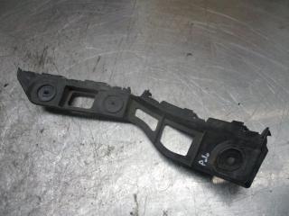 крепление бампера Volkswagen Polo 5 поколение 2012, 1.2 л., дизель, МКПП, хетчбэк 5 дв., 6R6807394A