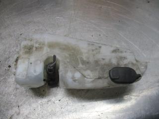 бачок омывателя Dacia Sandero 1 поколение 2009, 1.4 л., бензин, МКПП, хетчбэк 5 дв., 8200210002