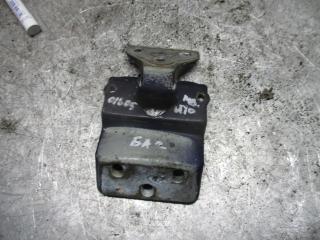 петля крышки багажника Mercedes-Benz Vito W638 2000, 2.2 л., дизель, МКПП, микроавтобус