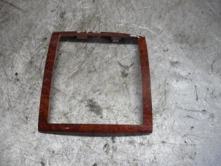 комплект декоративных накладок (дерева) салона Volkswagen Touareg 1 поколение 2005, 3.0 л., дизель, АКПП, хетчбэк 5 дв., 7L6863337E