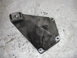 кронштейн двигателя Audi A6 4B/C5 1999, 4B0109307C