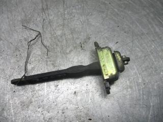 ограничитель открывания двери Volvo V40 1 поколение [рестайлинг] 2000, 1.8 л., бензин, МКПП, универсал