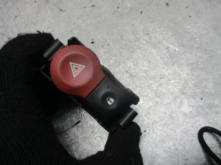 кнопка аварийной сигнализации Renault Kangoo 2 поколение 2010, 1.5 л., дизель, МКПП, фургон, 8200214896