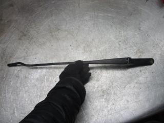 щеткодержатель (поводок стеклоочистителя, дворник) Volkswagen Transporter T4 1995, 1.9 л., дизель, МКПП, микроавтобус, 701955410A