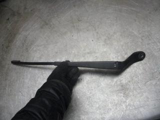 щеткодержатель (поводок стеклоочистителя, дворник) Ford Galaxy 1 поколение 1999, 7M1955410