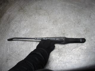 щеткодержатель (поводок стеклоочистителя, дворник) Mercedes-Benz M-Класс W163 2000, 2.7 л., дизель, АКПП, внедорожник 5 дв.