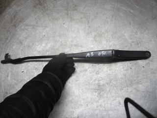 щеткодержатель (поводок стеклоочистителя, дворник) Audi A3 8P 2005, 8P1955409E