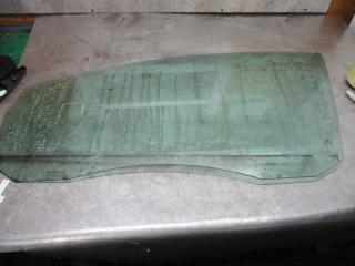 стекло двери передней левой Volkswagen Golf Plus 1 поколение 2006