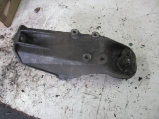 кронштейн двигателя Audi A6 4A/C4 1995, 2.5 л., дизель, 4A0199307AB
