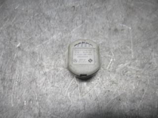 датчик температуры в выпускном коллекторе Mercedes-Benz CLK-Класс W208/A208 [рестайлинг] 2002, 2.7 л., дизель, АКПП, купе, A2118300572