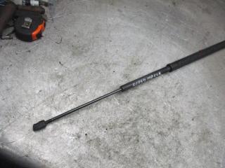 амортизатор капота Mercedes-Benz CLK-Класс W208/A208 [рестайлинг] 2002, 2.7 л., дизель, АКПП, купе