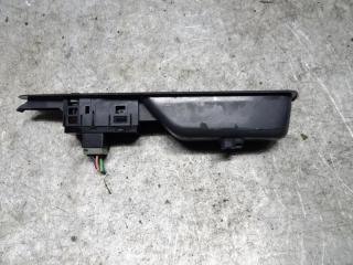 кнопка стеклоподъемника Volvo V40 1 поколение [2-й рестайлинг] 2003, 1.9 л., дизель, МКПП, универсал, 30638702