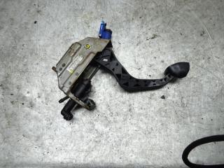 педаль сцепления Skoda Fabia 2 поколение (5J) 2009, 1.4 л., бензин, МКПП, хетчбэк 5 дв., 6Q1721059AH