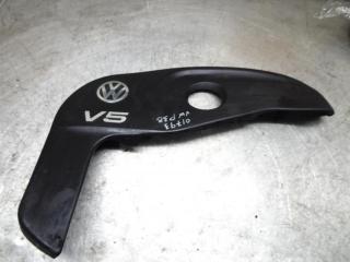 декоративная крышка двигателя Volkswagen Passat B5 1998, 2.3 л., бензин, МКПП, седан, 071103935S