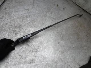 щеткодержатель (поводок стеклоочистителя, дворник) Mercedes-Benz Vito W638 2000, A6388202544