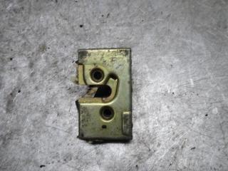 замок двери задней правой Volkswagen Passat B3 1991, 357839016B