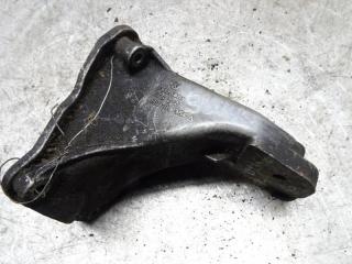 кронштейн двигателя Volkswagen Golf 3 поколение 1995, 1H0199354A