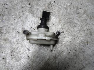 активатор (привод) замка двери Volkswagen Passat B3 1991, 1.9 л., дизель, МКПП, универсал, 357862153A