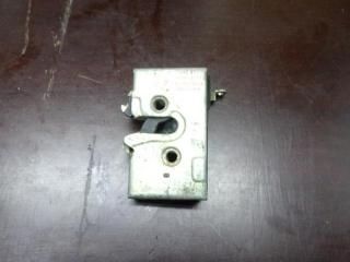 замок двери передней правой Audi 80 B3 1988, 893837016A