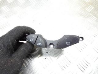кнопка обогрева заднего стекла Ford Focus 1 поколение [рестайлинг] 2004, 1.4 л., бензин, МКПП, хетчбэк 5 дв., YS4T19A945BA