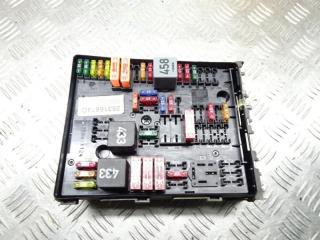 блок предохранителей Volkswagen Golf 4 поколение 2004, 1.9 л., дизель, МКПП, хетчбэк 5 дв., 1K0937124K