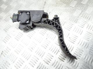 педаль Volkswagen Polo 3 поколение [рестайлинг] 2000, 1.4 л., бензин, МКПП, хетчбэк 5 дв., 6N1721503E