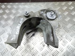 кронштейн генератора Ford Fiesta 5 поколение 2005, 1.3 л., бензин, МКПП, хетчбэк 5 дв., 4S6Q10K018AA