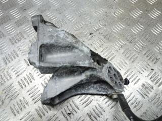 кронштейн двигателя Volkswagen Touareg 1 поколение 2005, 3.0 л., дизель, МКПП, внедорожник 5 дв., 7L6199308B