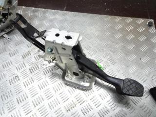 педаль тормоза Volkswagen Golf 4 поколение 2004, 2.0 л., бензин, МКПП, хетчбэк 5 дв., 1K1721057C