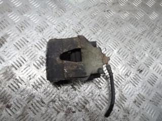 суппорт передний левый Volkswagen Polo 4 поколение 2004, 1.2 л., бензин, МКПП, хетчбэк 5 дв.