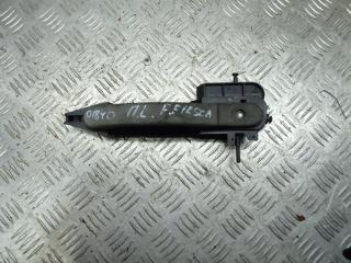 ручка наружная Ford Fiesta 5 поколение 2005, 1.3 л., бензин, МКПП, хетчбэк 5 дв.