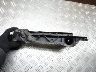 крепление бампера Volkswagen Golf 4 поколение 2004, 1.9 л., дизель, МКПП, хетчбэк 5 дв., 1K0807889A