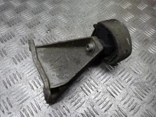 кронштейн КПП Volkswagen Passat B5 1998, 8D0399113AB