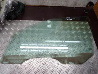 стекло двери передней левой Ford Focus 1 поколение 1999, 1.4 л., бензин, МКПП, хетчбэк 5 дв.