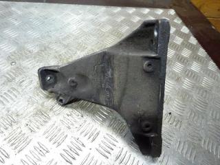 кронштейн двигателя Volkswagen Passat B5 1998, 8D0199308L