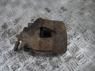 суппорт передний правый Volkswagen Golf 3 поколение 2000, 1.6 л., бензин