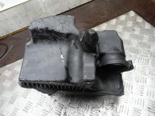 корпус воздушного фильтра Renault Megane 2 поколение 2005, дизель, МКПП, универсал, 8200369798