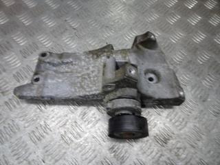 кронштейн генератора Skoda Fabia 2 поколение (5J) 2009, 1.4 л., бензин, МКПП, хетчбэк 5 дв., 036145169G